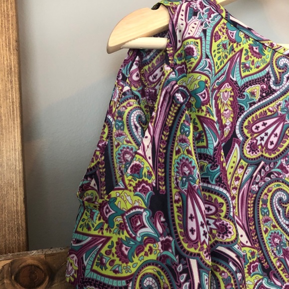 Hinge Split Shoulder Paisley Silk Top - Picture 6 of 7